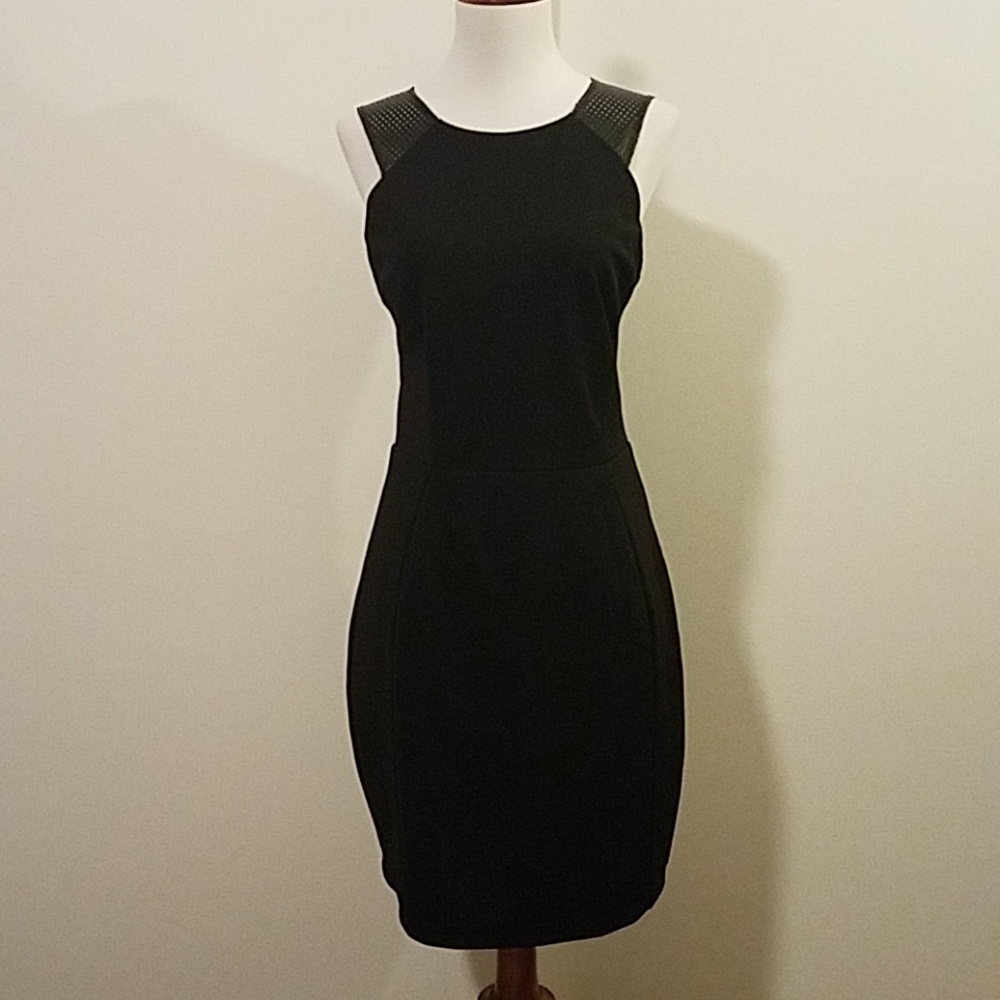 NWT Fable black sleeveless dress